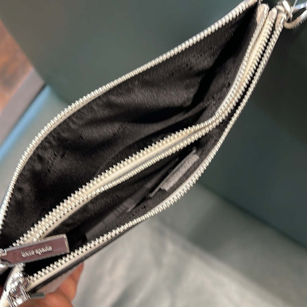Kate Spade Madison Double Zip Wristlet Wallet Phone Holder 
Platinum Grey
NWT - Picture 14 of 16